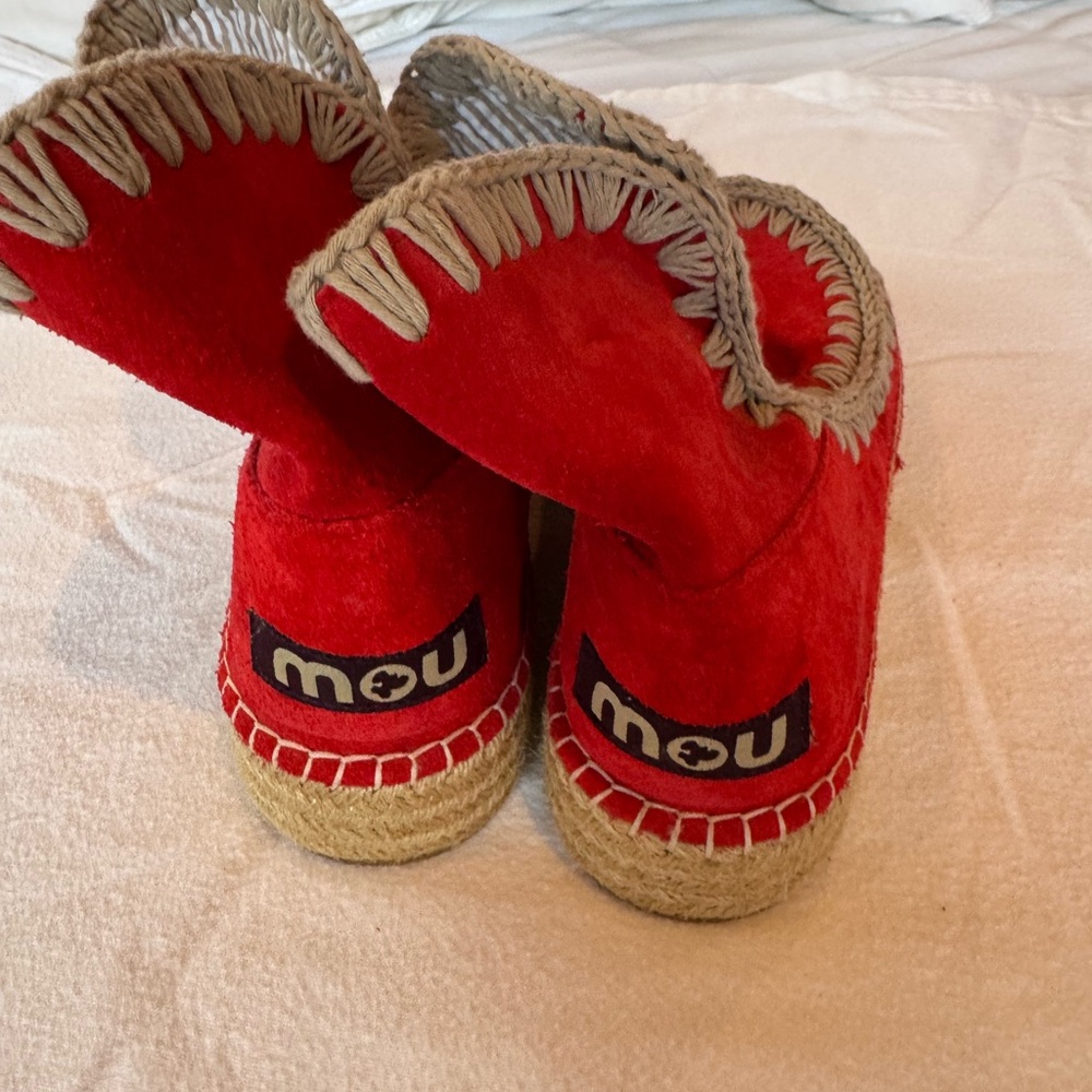 Mou red ankles boots size 8